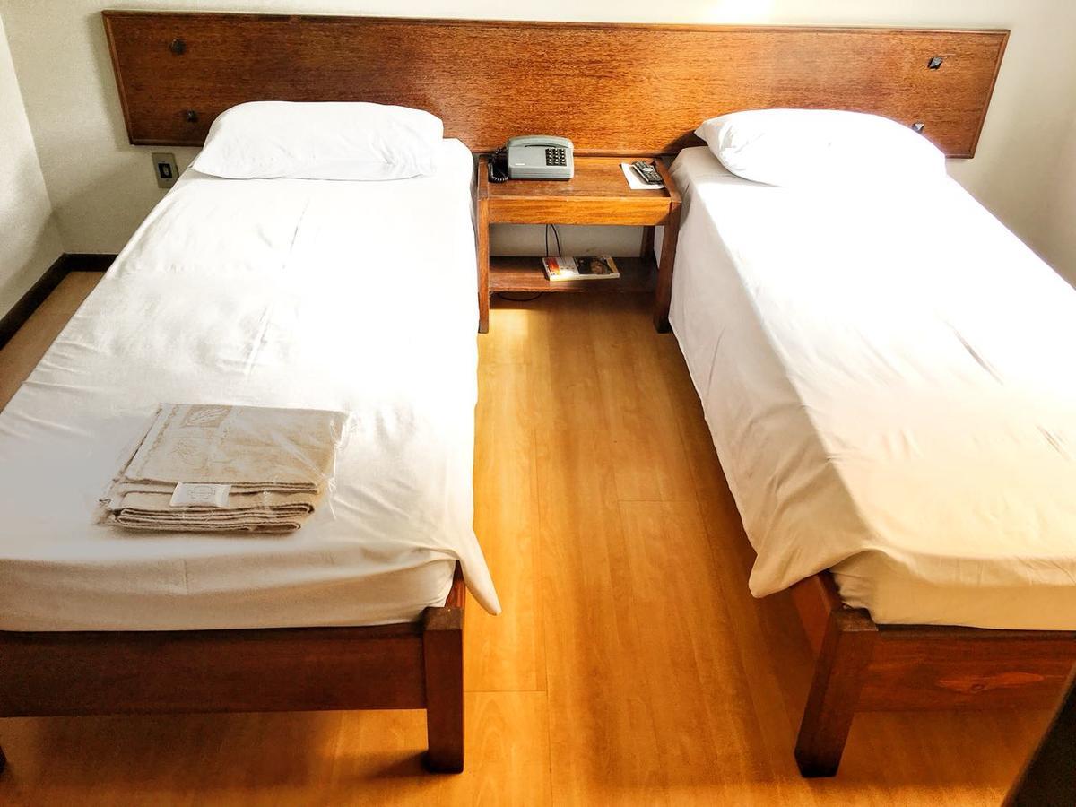 Hotel Vila Mineira Oliveira  Bagian luar foto